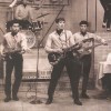 track image - Besando a otra