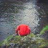 track image - L'homme à la rivière