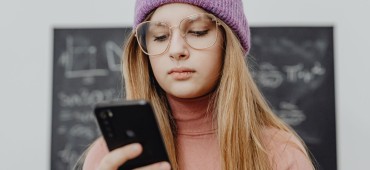 Co wynika z raportu EU Kids Online 2026?