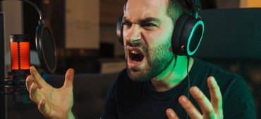 Co zmieni ustawa o patostreamingu? Rozmowa z Jakubem Wątorem