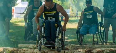 Wheelmageddon. Ekstremalny wyścig dla osób z niepełnosprawnościami