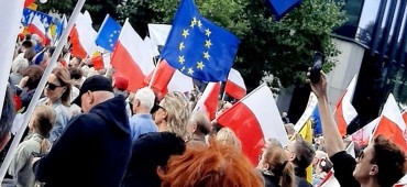 Idę, bo jestem patriotą. Relacja z Marszu Miliona Serc