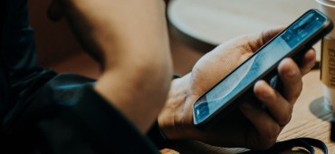 Balans technologiczny. Jak budować zdrową relację z ekranem?