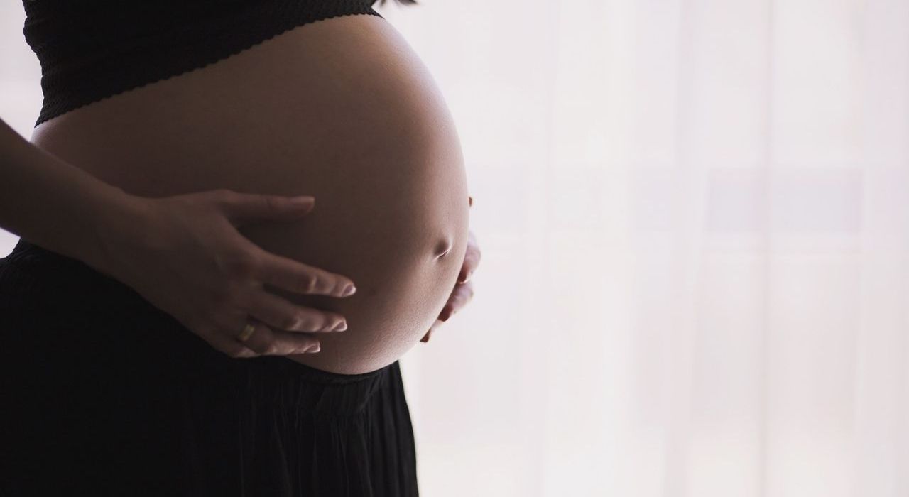 Nie istnieje „bezpieczna dawka” alkoholu dla kobiet w ciąży