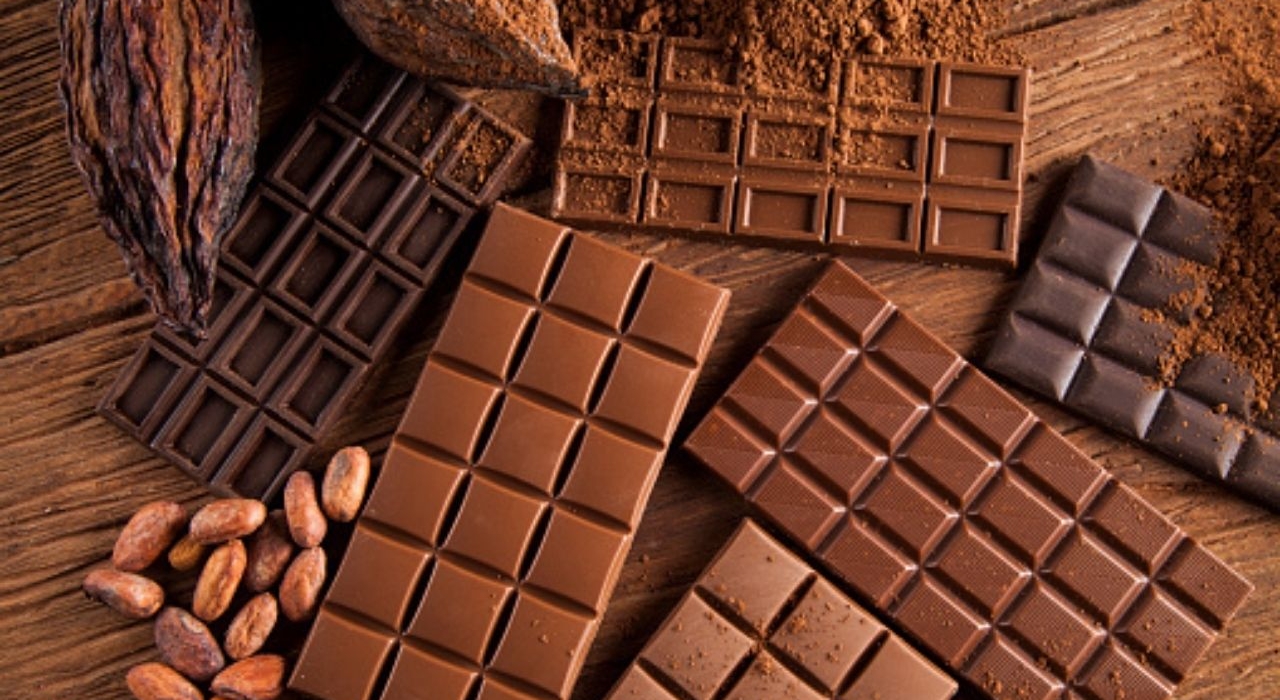 Słodko-gorzki przemysł czekoladowy. Rozmowa ze Zbigniewem Szalbotem z Fairtrade Polska